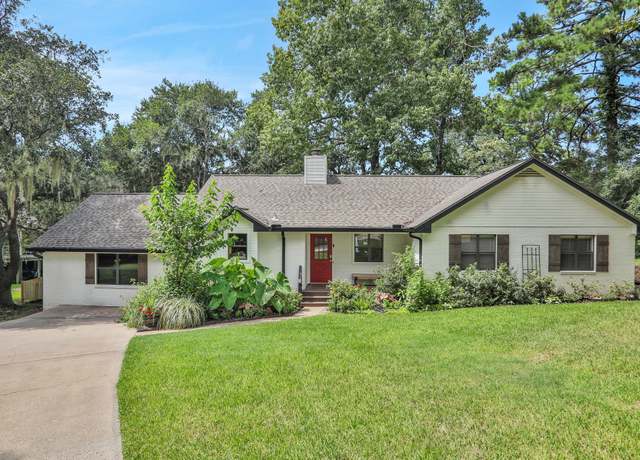 Property at 221 Kings Way, Coldspring, TX 77331, 3 beds, 2 baths