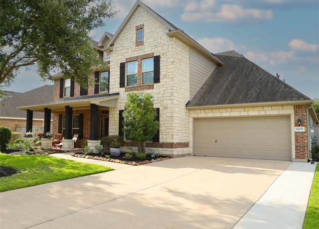 Property at 2609 Holbrook Springs Ln, League City, TX 77573, 4 beds, 4.5 baths