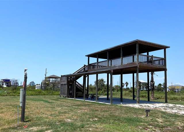 Property at 1220 Rollover Cir, Gilchrist, TX 77617
