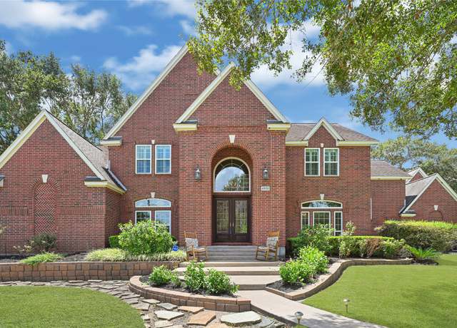 Property at 6931 Oak Knoll Dr, Richmond, TX 77406, 4 beds, 4 baths