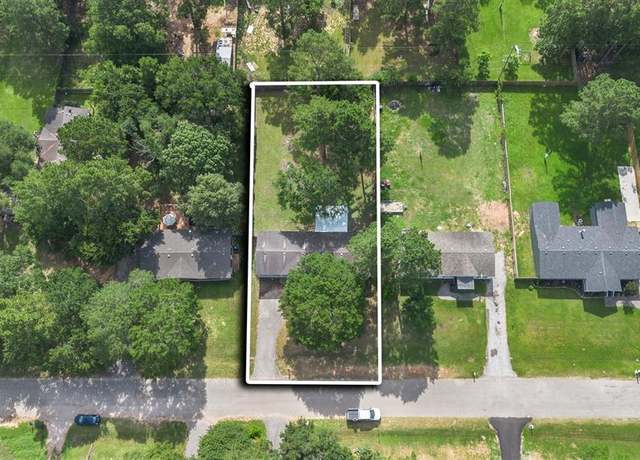 Property at 31414 W Timberloch Trl, Magnolia, TX 77355, 4 beds, 2 baths