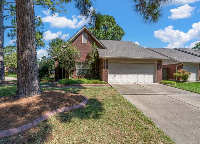 Property at 16030 Royal Garden Dr, Houston, TX 77095, 3 beds, 2 baths