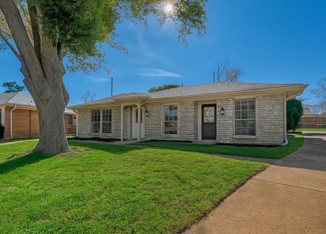 Property at 7315 Housman St, Houston, TX 77055, 3 beds, 2 baths