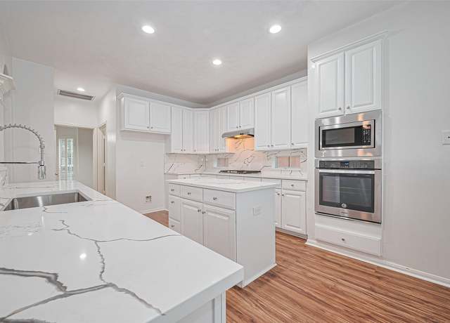 Property at 2927 Cambry Crossing Ct, Katy, TX 77494, 4 beds, 3.5 baths