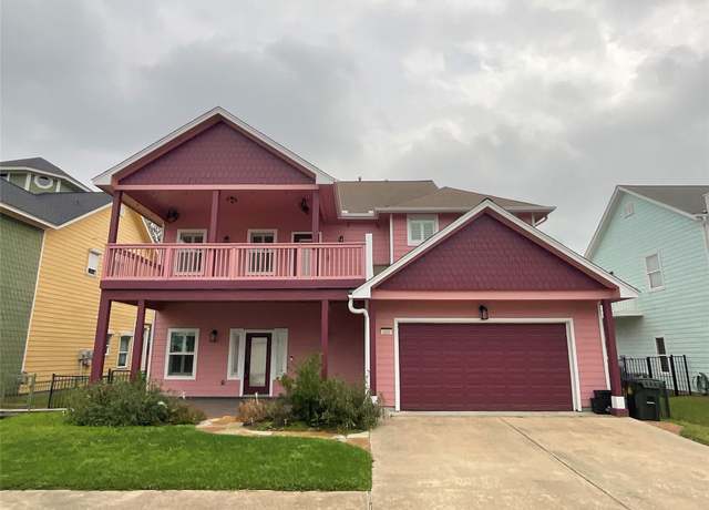 Property at 115 Starboard Dr, Dickinson, TX 77539, 3 beds, 2.5 baths