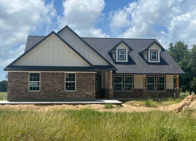 Property at 1714 Flintlock Ct, Angleton, TX 77515, 4 beds, 2 baths