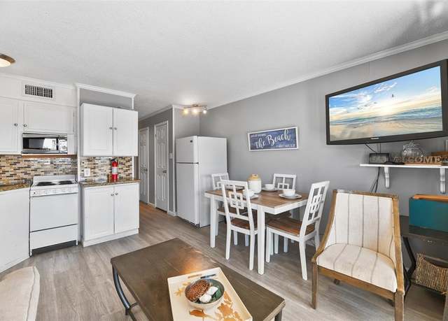Property at 6102 Seawall Blvd #294, Galveston, TX 77551, 1 bed, 1 bath