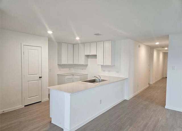 Property at 2327 Still Bend Ln, League City, TX 77573, 4 beds, 2 baths