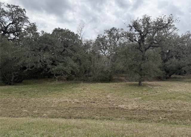 Property at 114 Center Tree Dr, Palacios, TX 77465