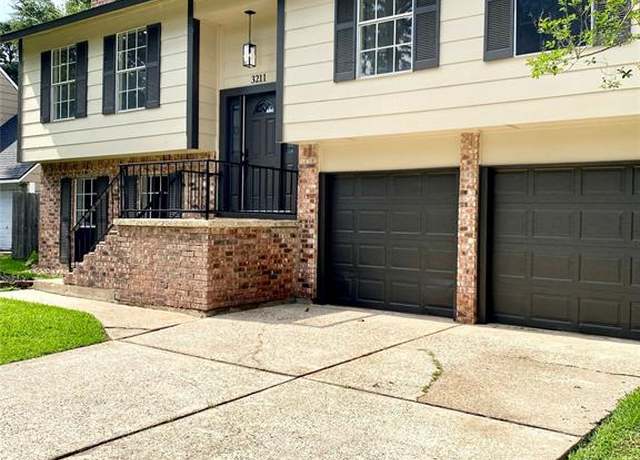 Property at 3211 Park Garden Dr, Houston, TX 77339, 4 beds, 2 baths