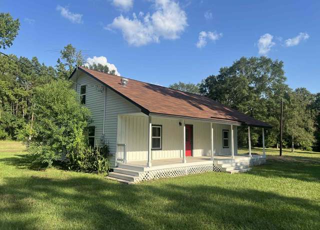 Property at 3110 N Temple Rd, Pineland, TX 75968, 4 beds, 1 bath