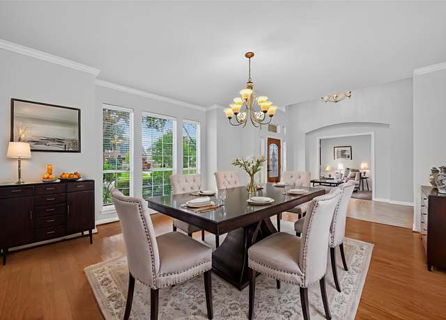Property at 13703 Elm Shores Dr, Houston, TX 77044, 4 beds, 3.5 baths