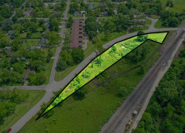 Property at 300 S Main St, Sweeny, TX 77480