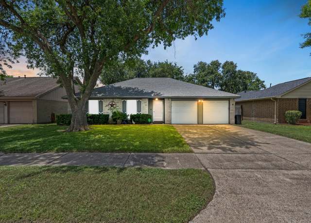 Property at 10929 Birch Dr, La Porte, TX 77571, 3 beds, 2 baths