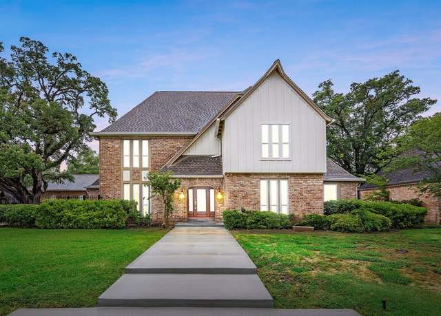 Property at 15726 Walkwood Dr, Houston, TX 77079, 5 beds, 3.5 baths