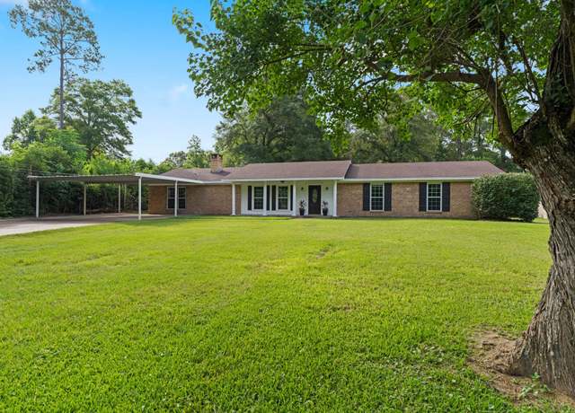 Property at 4296 Old Israel Rd, Livingston, TX 77351, 5 beds, 2 baths