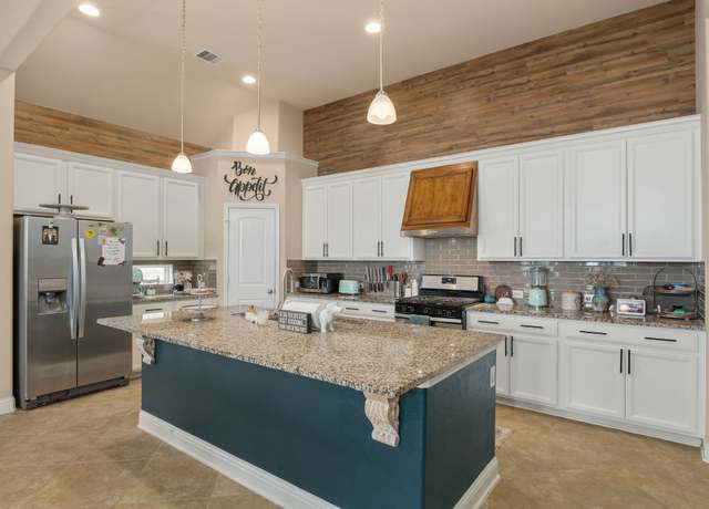 Property at 20859 Tallow View Ln, Cypress, TX 77433, 3 beds, 2 baths