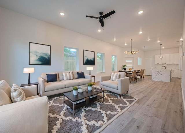 Property at 6747 Liverpool St, Houston, TX 77021, 3 beds, 2.5 baths
