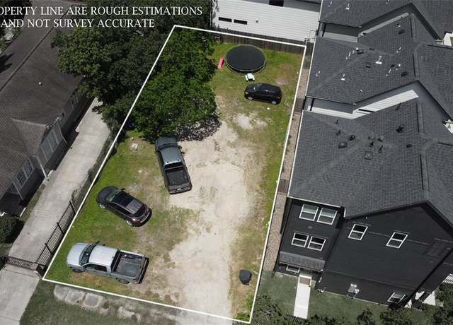 Property at 3713 Bell St, Houston, TX 77003