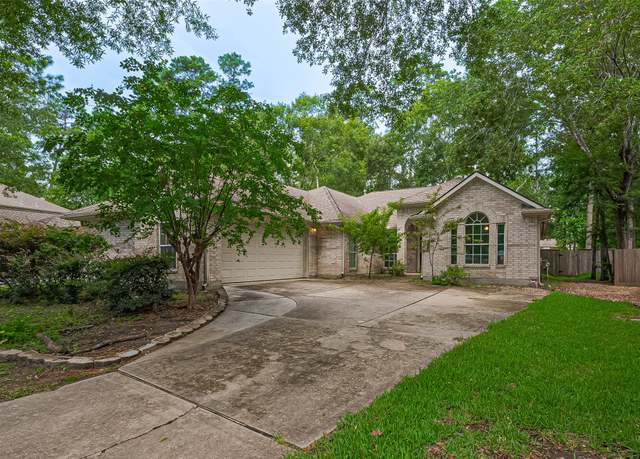 Property at 210 N Wimberly Way, Conroe, TX 77385, 3 beds, 2 baths