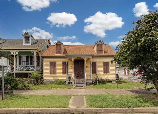 Property at 1316 Winnie St, Galveston, TX 77550, 2 beds, 2 baths