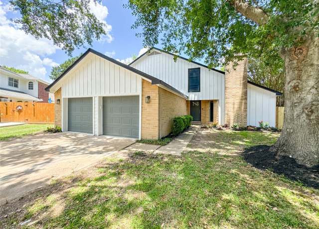 Property at 10610 Mills Prairie St, Houston, TX 77070, 4 beds, 2.5 baths