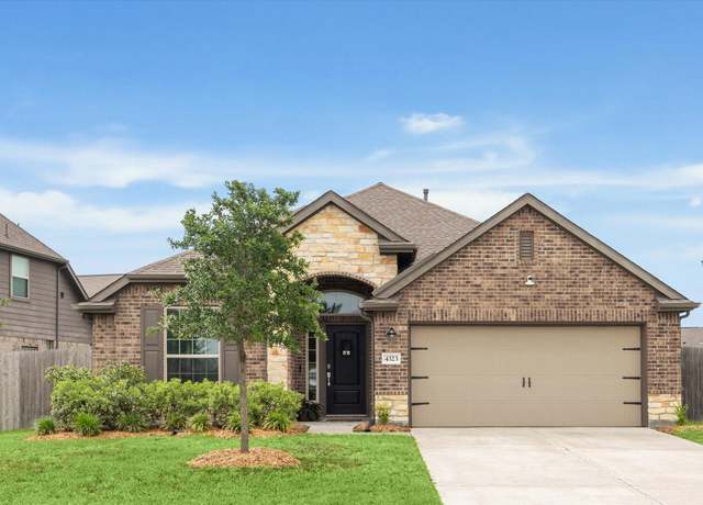Property at 4323 Oakdale Mist Dr, Dickinson, TX 77539, 3 beds, 2 baths