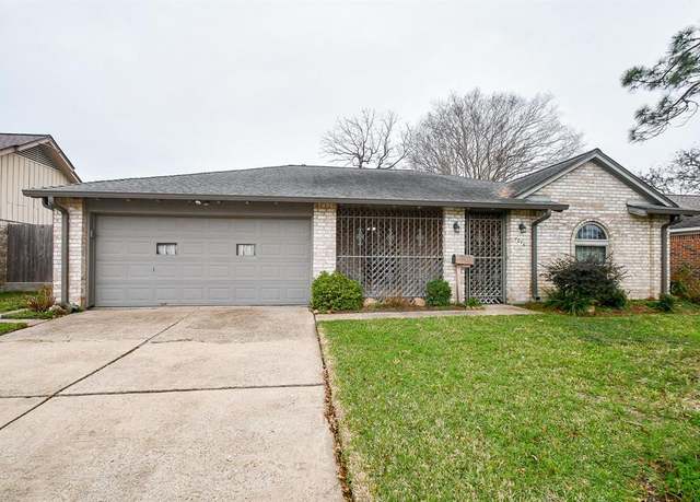 Property at 7018 Drowsy Pine Dr, Houston, TX 77092, 3 beds, 2 baths