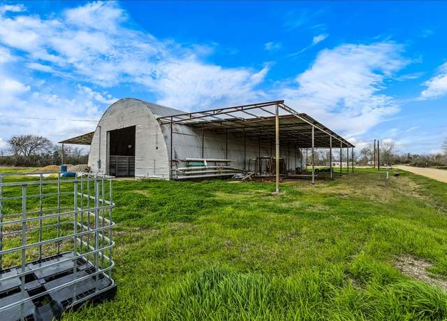 Property at 108 Palacios Ave, La Ward, TX 77970