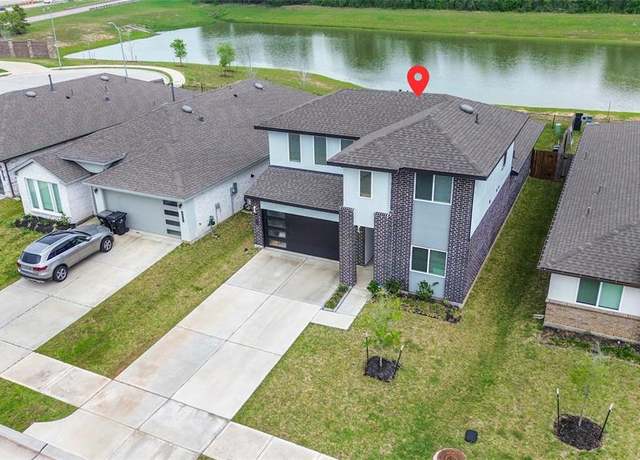 Property at 6811 Bradford Terrace Rd, Richmond, TX 77407, 4 beds, 3 baths