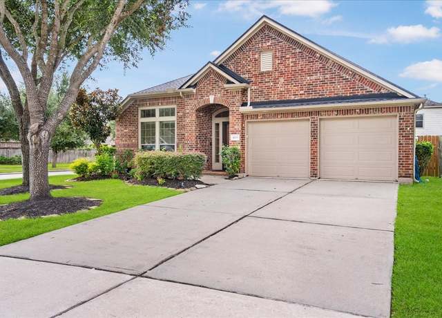 Property at 4015 Pearl Pass Ln, Sugar Land, TX 77479, 4 beds, 3 baths