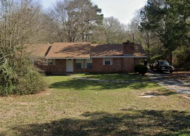 Property at 903 US Highway 190 W, Jasper, TX 75951, 3 beds, 2 baths
