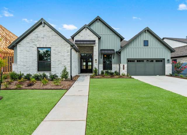 Property at 8002 River Bluet Pl, Fulshear, TX 77441, 4 beds, 3 baths