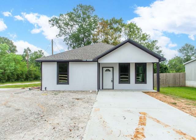 Property at 1022 Adams St St, Cleveland, TX 77327, 3 beds, 2 baths