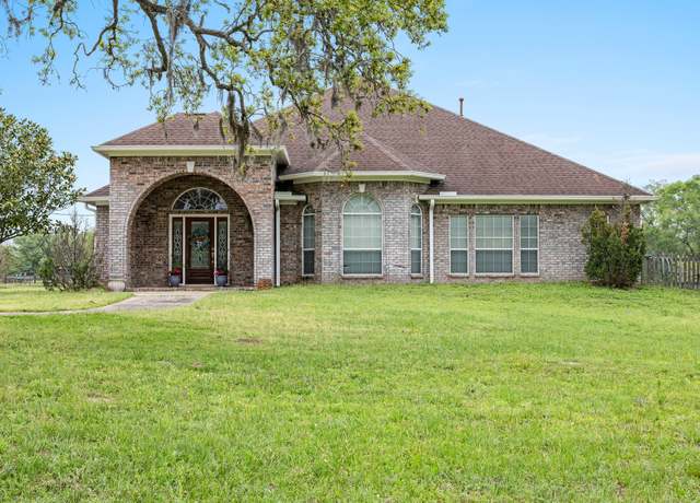 Property at 38800 Wyatt Chapel Rd, Hempstead, TX 77445, 3 beds, 2.5 baths