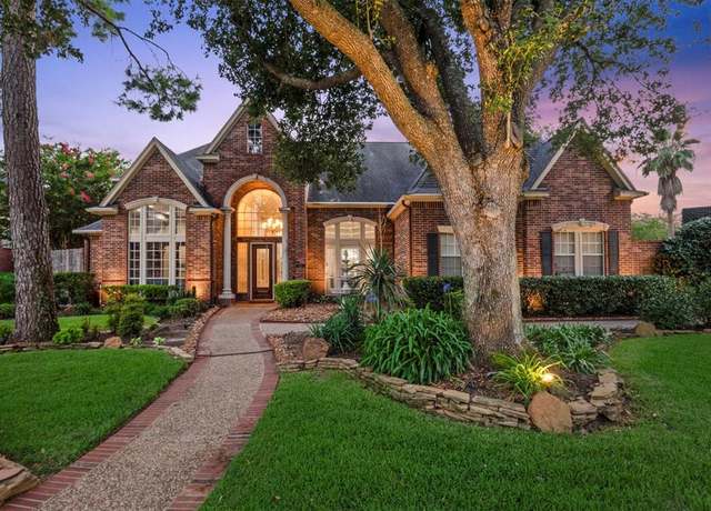 Property at 16315 Chipstead Dr, Spring, TX 77379, 5 beds, 4 baths