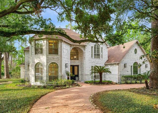 Property at 11810 Taylorcrest Rd, Houston, TX 77024, 4 beds, 3.5 baths