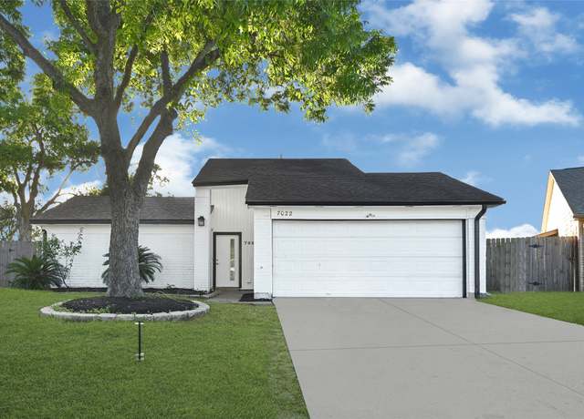 Property at 7022 Plaza Del Sol Dr, Houston, TX 77083, 3 beds, 2 baths