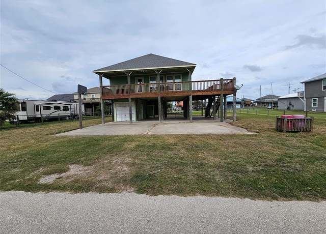 Property at 970 Olive Dr, Crystal Beach, TX 77650, 1 bed, 1 bath