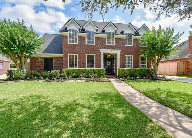 Property at 4407 Bermuda Dr, Sugar Land, TX 77479, 4 beds, 4 baths