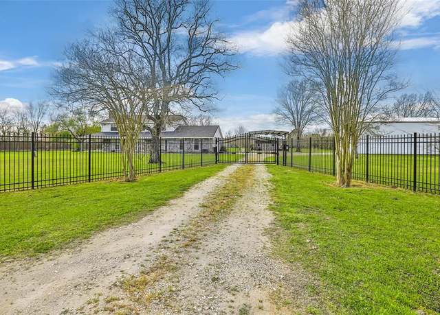 Property at 89 Private Road 684, Dayton, TX 77535, 4 beds, 2.5 baths