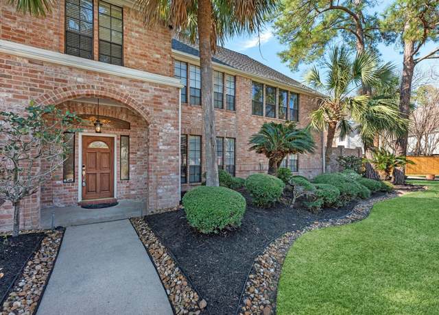 Property at 7714 Hertfordshire Dr, Spring, TX 77379, 6 beds, 5 baths