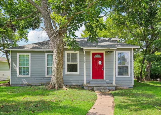 Property at 1531 W 8th St, Freeport, TX 77541, 3 beds, 2 baths