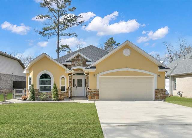 Property at 2371 La Salle Woods, Conroe, TX 77304, 3 beds, 2 baths