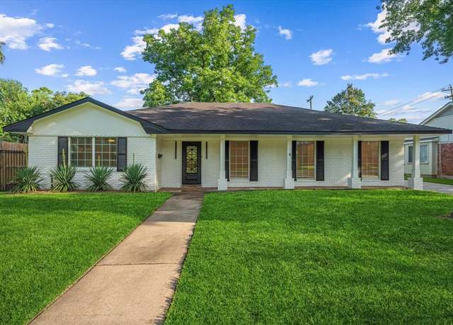 Property at 7807 Ella Lee Ln, Houston, TX 77063, 3 beds, 2 baths