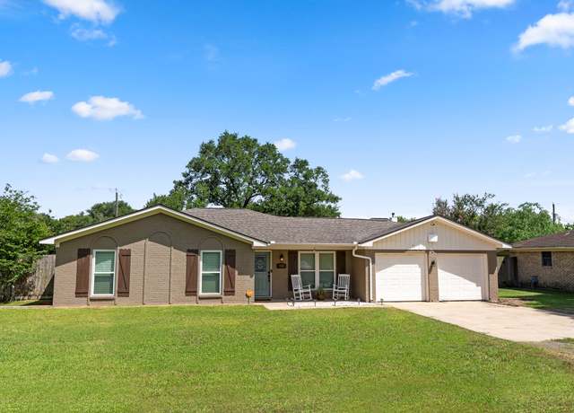 Property at 104 Pecan, Van Vleck, TX 77482, 3 beds, 2 baths
