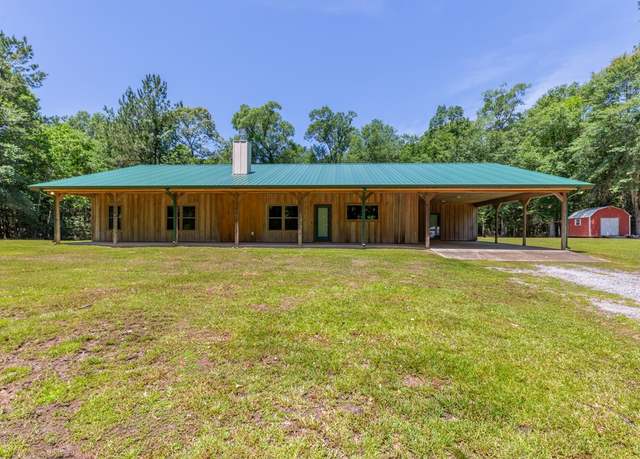 Property at 1905 Villa Rd, Kountze, TX 77625, 3 beds, 2 baths
