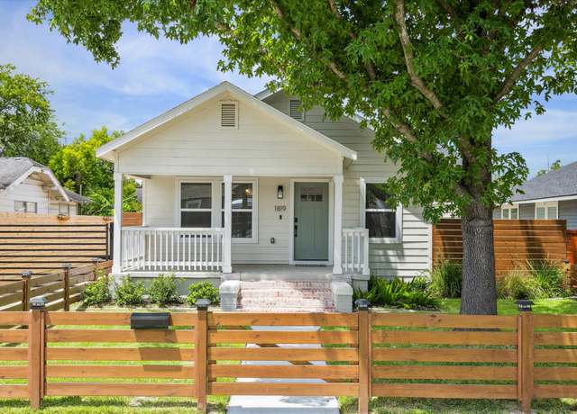 Property at 1819 Studewood St, Houston, TX 77008, 3 beds, 2 baths