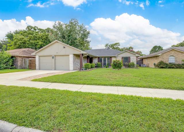 Property at 29215 Raestone St, Spring, TX 77386, 3 beds, 2 baths