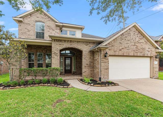 Property at 6007 Carnaby Ln, Rosenberg, TX 77471, 4 beds, 3.5 baths